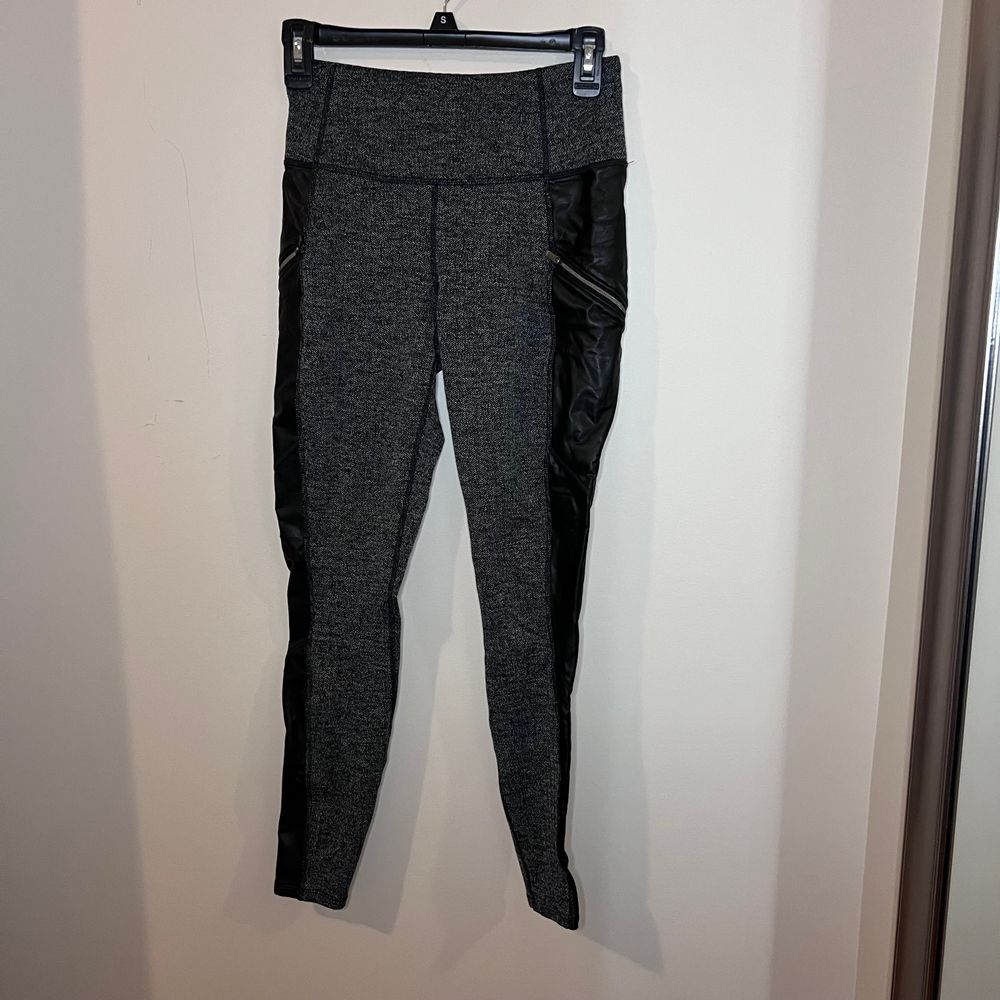 Athleta Herringbone Leggings with‎ Faux Leather Panels Athletic Workout Pants XS